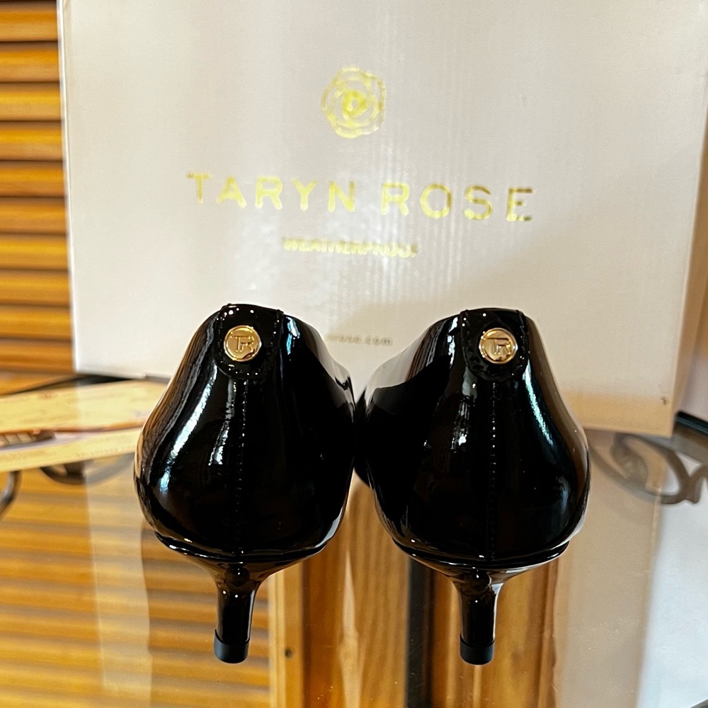Taryn Rose Weatherproof Heels - Size 7W - NWT 🖤👠 - Picture 4 of 12